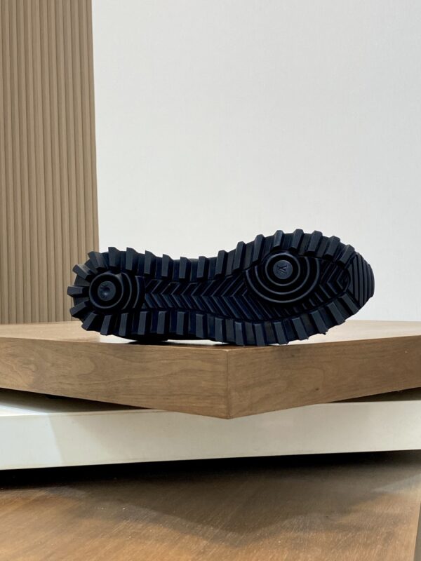 Louis Vuitton Anti Suede Calf Leather Casual Sports Shoes - Image 9