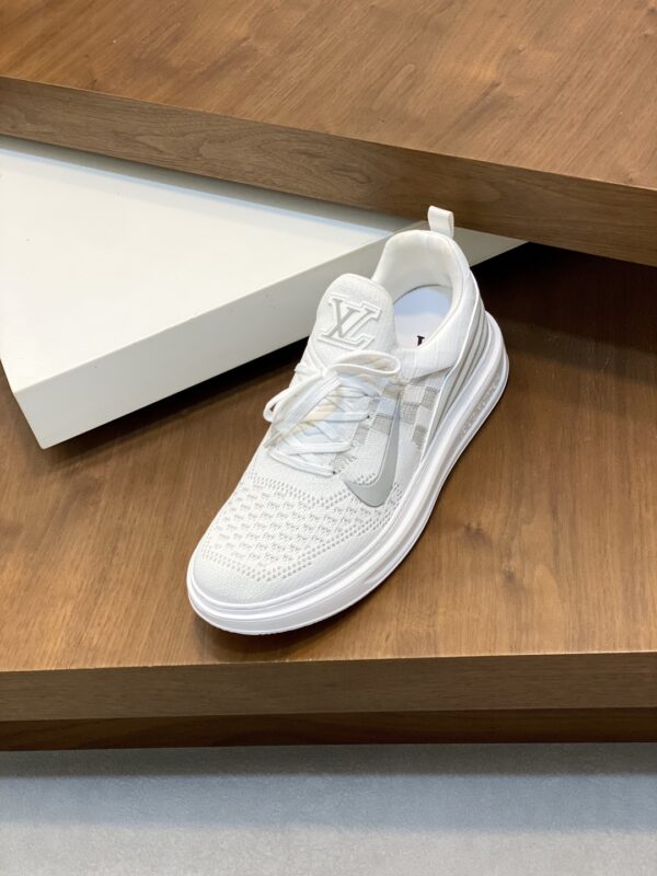 Louis Vuitton Nike Joint Fly Woven Fabric Casual Sports Shoes - Image 6