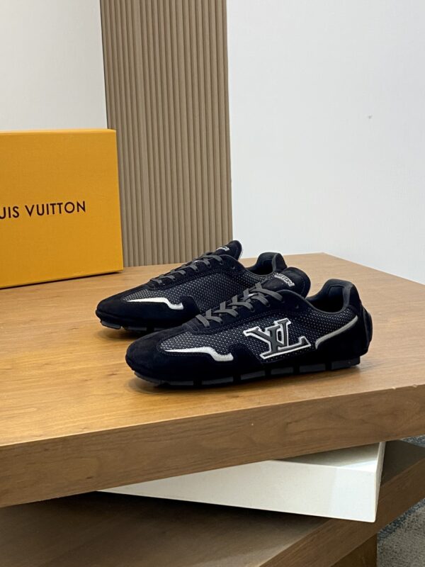 Louis Vuitton Run Away Flyknit Fabric Casual Sports Shoes