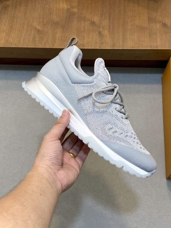 Louis Vuitton Beverly Hills Monogram Flyknit Sports Shoes - Image 4