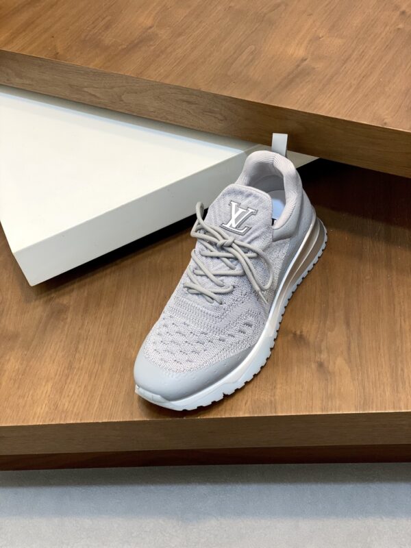 Louis Vuitton Beverly Hills Monogram Flyknit Sports Shoes - Image 6