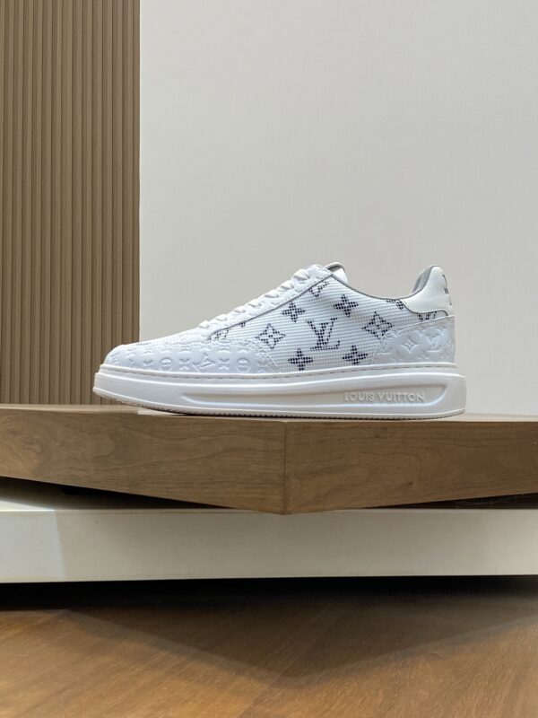 Louis Vuitton Cowhide Patchwork Printed Canvas Casual Sports Shoes - Image 3
