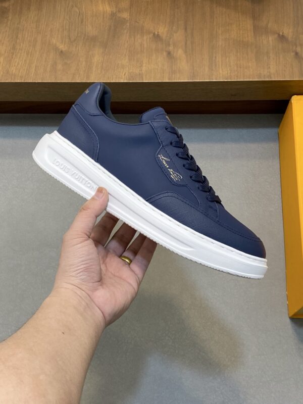 Louis Vuitton Plain Cowhide Leather Casual Sports Shoes - Image 4