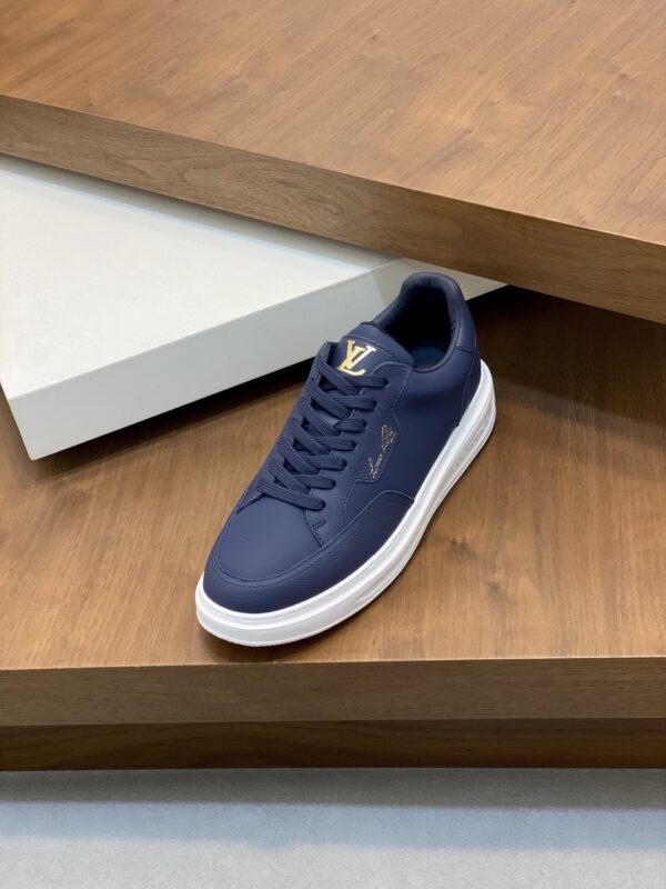 Louis Vuitton Plain Cowhide Leather Casual Sports Shoes - Image 6