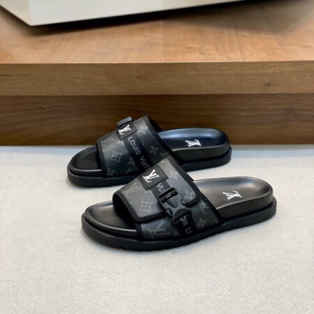 Louis Vuitton New Summer Canvas Cowhide Casual Beach Slippers