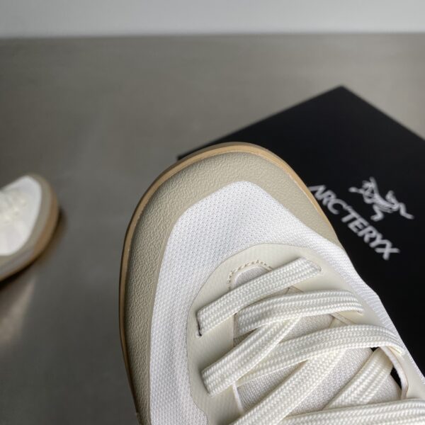Arc'teryx Konseal Lt Couple's Casual Low Cut Hiking Shoes - Image 6