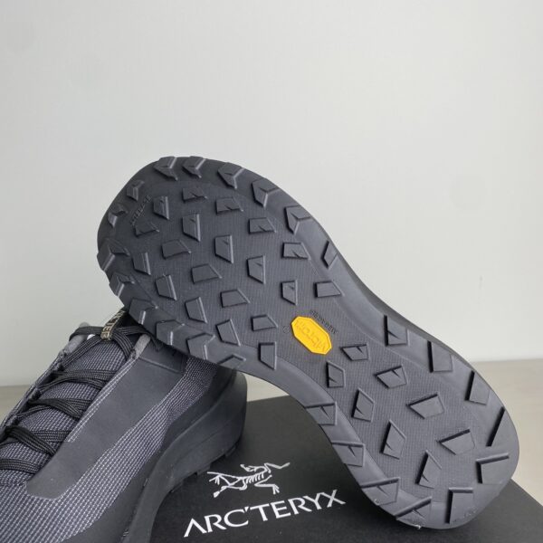 Arc'teryx Norvan LD 4 Gore Tex Waterproof Low Cut Running Shoes - Image 9