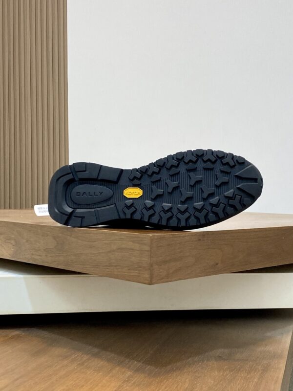 Bally New Men's Casual Knitted Fabric Sports Shoes - Image 9
