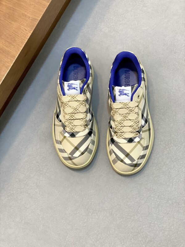 Burberry New War Horse Plaid Casual Sports Shoes - Image 2