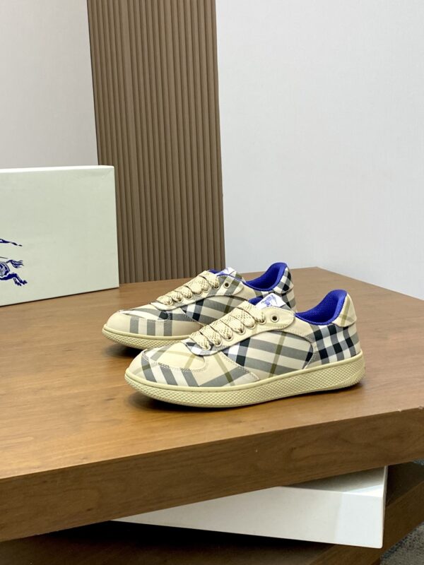 Burberry New War Horse Plaid Casual Sports Shoes