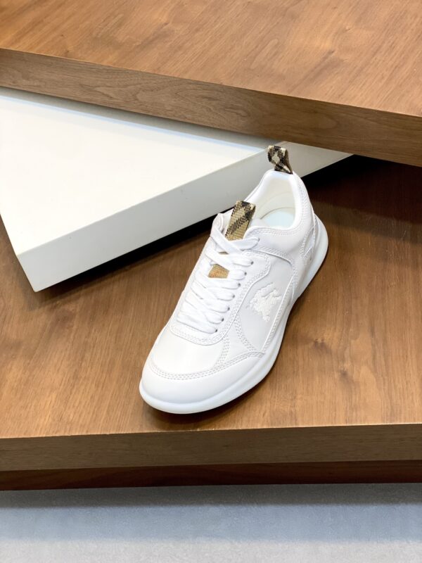 Burberry New War Horse Plaid Cowhide Leather Casual Sports Shoes - Image 6