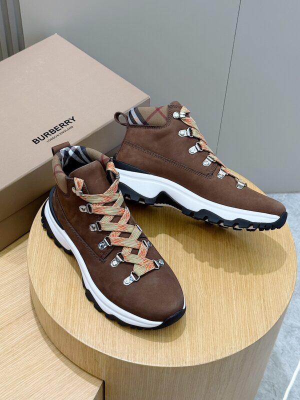 Burberry Men's High Cut Thick Soled Sports Shoes - Image 6