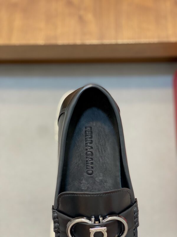 Salvatore Ferragamo Men's Cowhide Leather Casual Driving Shoes - Image 7