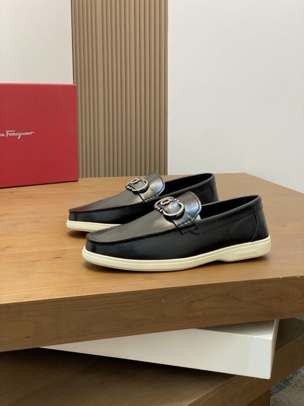 Salvatore Ferragamo Men's Cowhide Leather Casual Driving Shoes