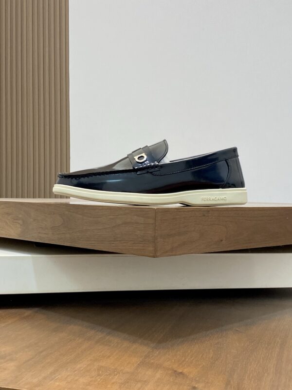 Salvatore Ferragamo New Cowhide Leather Casual Driving Shoes - Image 3