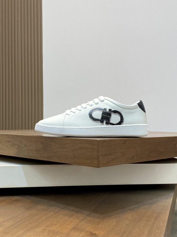Salvatore Ferragamo Men's Calf Leather Casual Sports Shoes - Image 3