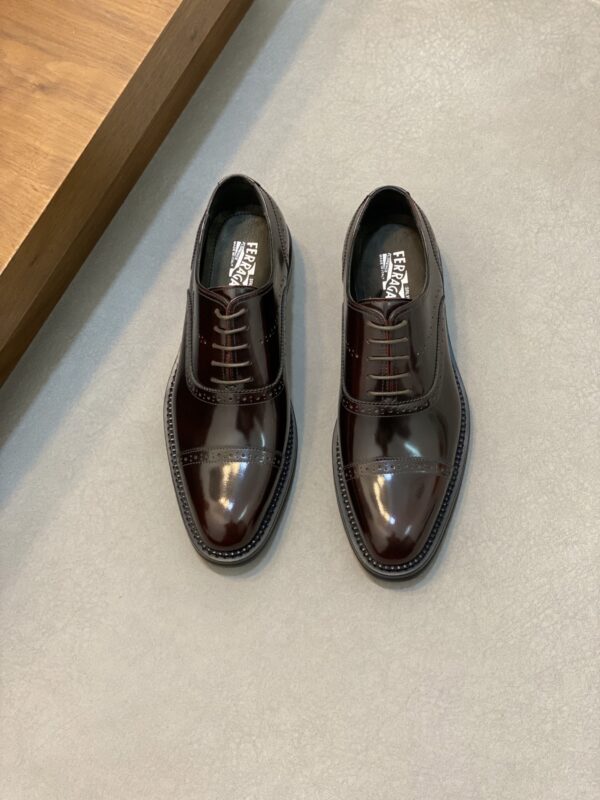 Salvatore Ferragamo Men's Good Quality Calf Leather Business Dress Shoes - Image 2