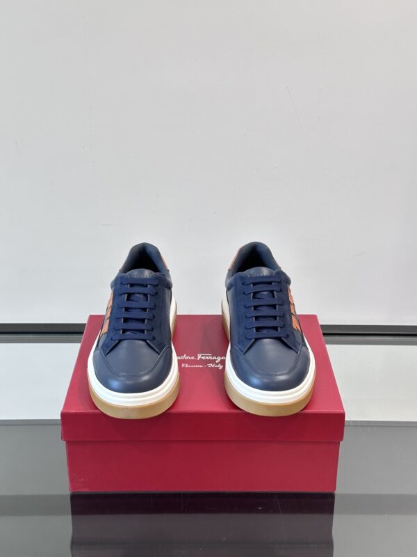 Salvatore Ferragamo Men's Printed Mesh Splicing Casual Sports Shoes - Image 3