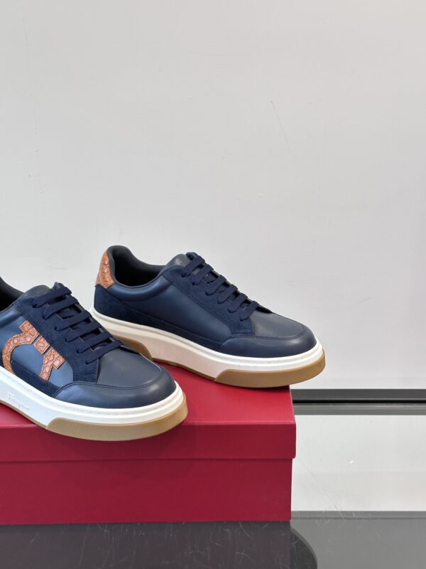 Salvatore Ferragamo Men's Printed Mesh Splicing Casual Sports Shoes - Image 7