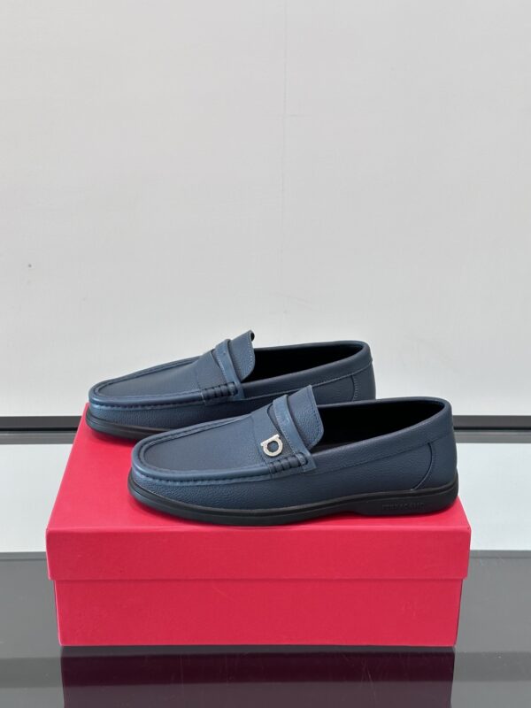 Salvatore Ferragamo High End Nen's Cowhide Leather Casual Formal Shoes - Image 4