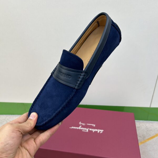 Salvatore Ferragamo High Quality Men's Foot Covering Driving Shoes - Image 7