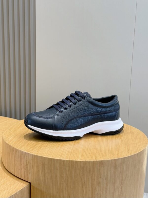 Giorgio Armani Plain Weave Cowhide Lace Up Casual Sports Shoes - Image 3