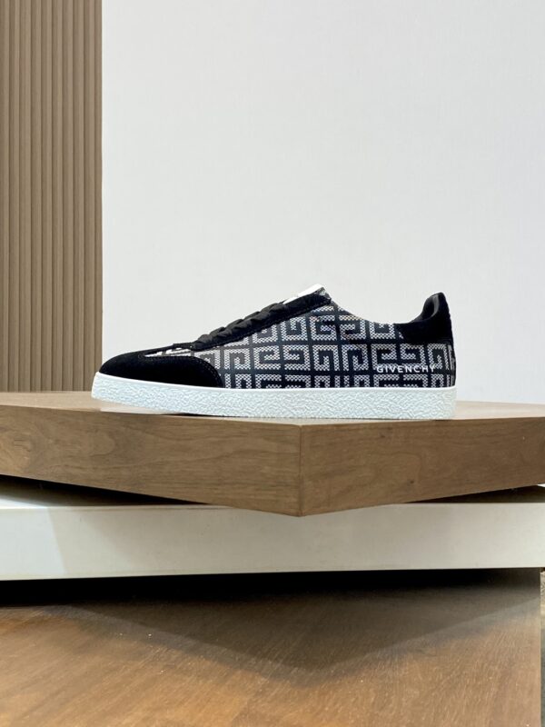 Givenchy Men's Suede Cowhide Leather Casual Sports Shoes - Image 3