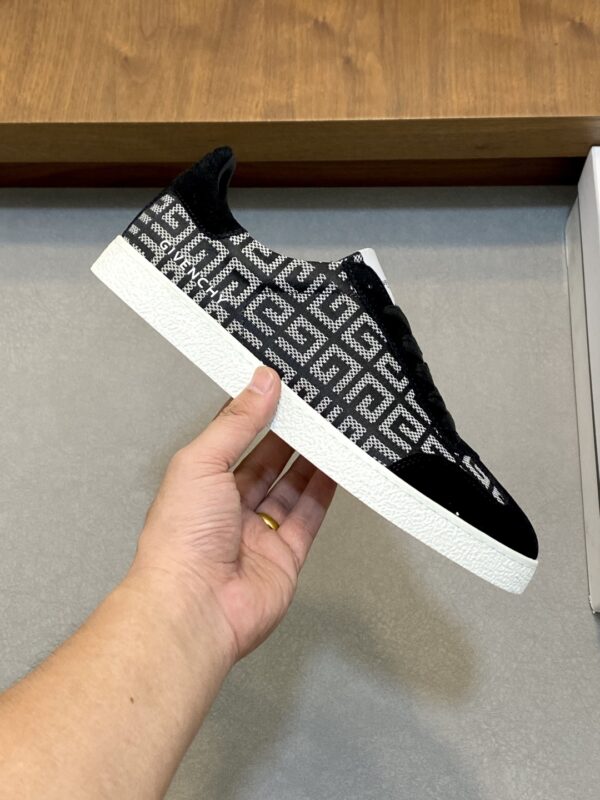 Givenchy Men's Suede Cowhide Leather Casual Sports Shoes - Image 4