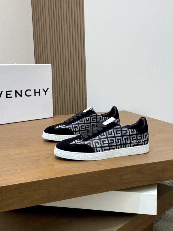 Givenchy Men's Suede Cowhide Leather Casual Sports Shoes