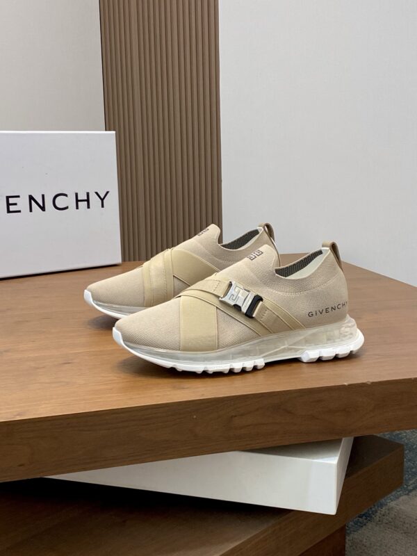 Givenchy Flyknit Fabric Casual Breathable Sports Shoes