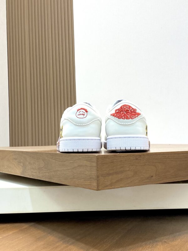 Givenchy Air Co Branded Cowhide Leather Casual Sports Shoes - Image 8