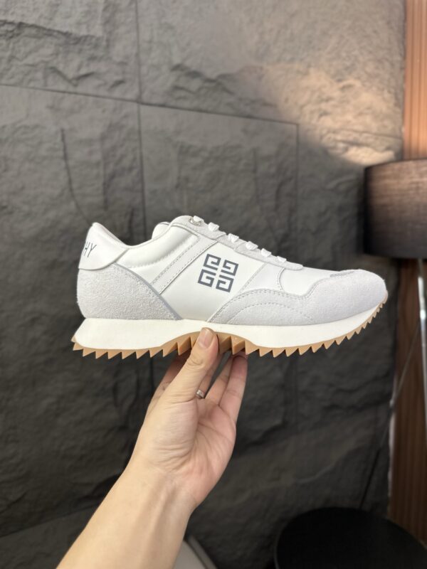 Givenchy Men's Low Cut Leather Casual Sports Shoes - Image 4