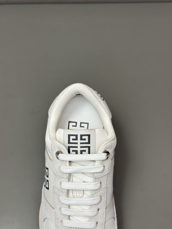 Givenchy Men's Low Cut Leather Casual Sports Shoes - Image 7