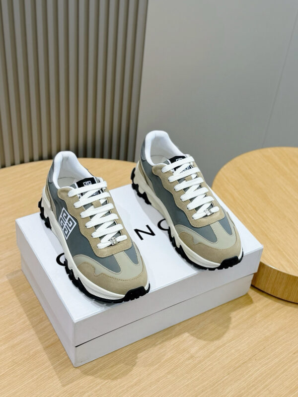 Givenchy Runner Cowhide Leather Patchwork Fabric Sports Shoes - Image 2