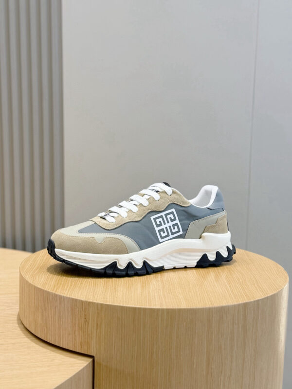 Givenchy Runner Cowhide Leather Patchwork Fabric Sports Shoes - Image 3