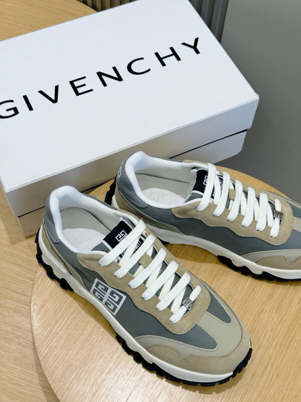 Givenchy Runner Cowhide Leather Patchwork Fabric Sports Shoes - Image 8