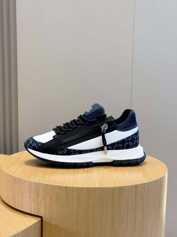 Givenchy Spectre Monogram 72 Denim Low Cut Sports Shoes - Image 3