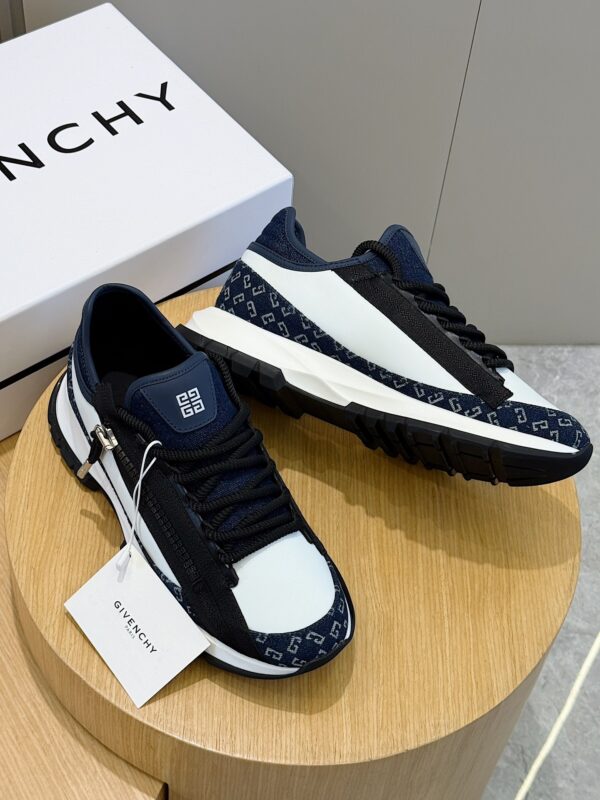 Givenchy Spectre Monogram 72 Denim Low Cut Sports Shoes - Image 7