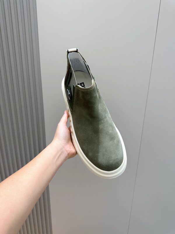 Givenchy Men's Cowhide Leather Thick Soled Boots - Image 4
