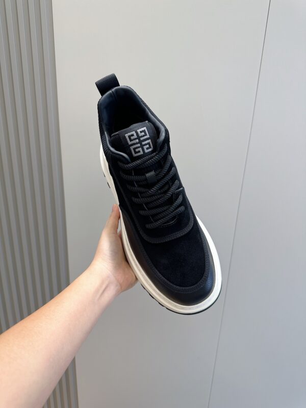 Givenchy Men's Lace Up Thick Soled Sports Shoes - Image 4