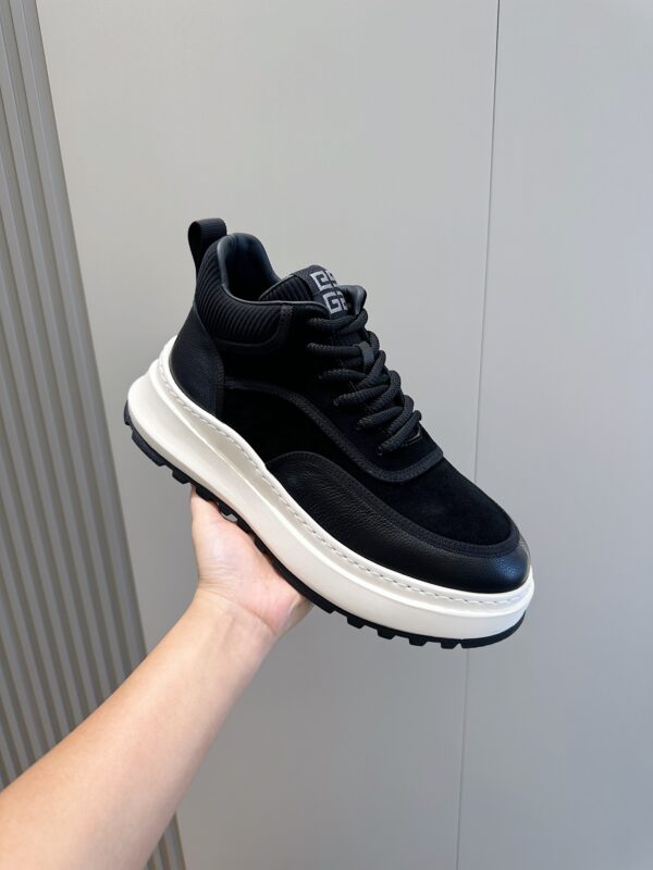 Givenchy Men's Lace Up Thick Soled Sports Shoes - Image 5