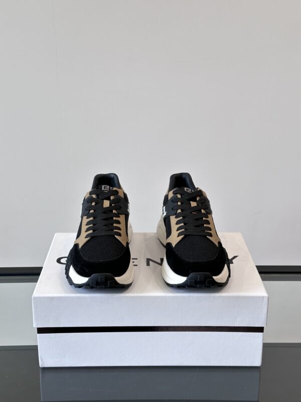 Givenchy Men's Thick Soled 4CM Height Increasing Casual Sports Shoes - Image 3