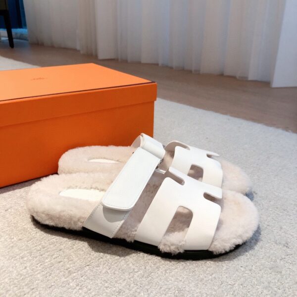 Hermes Couple Style Fur Integrated Roll Cake Fur Slippers