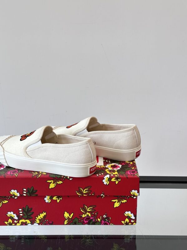 Kenzo Haitang Flower Low Cut Casual Canvas Shoes - Image 8