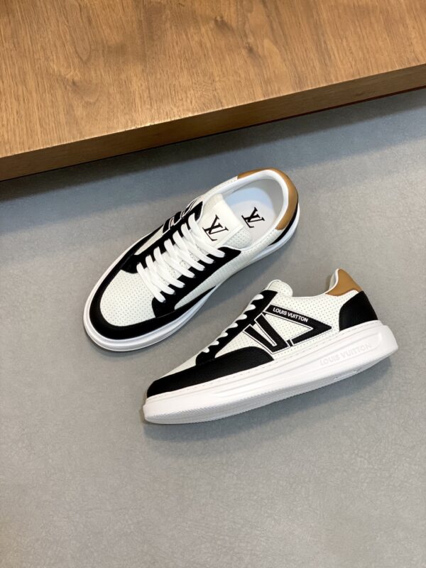 Louis Vuitton High Quality Men's Water Dyed Cowhide Sports Shoes - Image 5