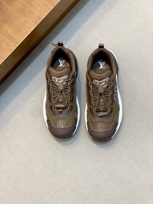 Louis Vuitton Spring And Summer New Men's Casual Sport Shoes - Image 2
