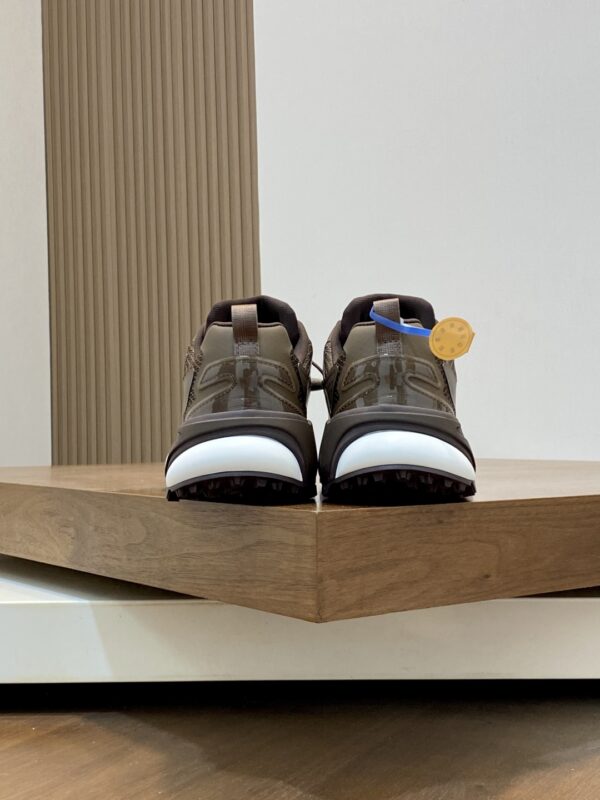 Louis Vuitton Spring And Summer New Men's Casual Sport Shoes - Image 8