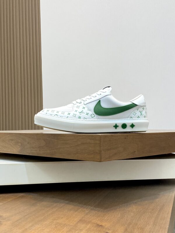 Louis Vuitton Men's High End Casual Sports Shoes - Image 3