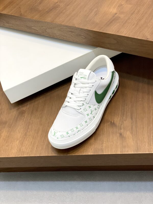 Louis Vuitton Men's High End Casual Sports Shoes - Image 6