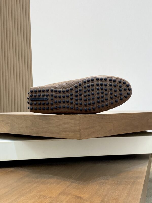 Louis Vuitton High Quality Cowhide Leather Driving Bean Shoes - Image 9